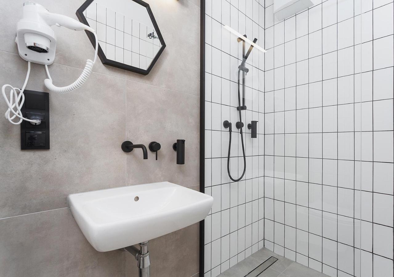 Aaron Aparthotel Krakow Exterior photo