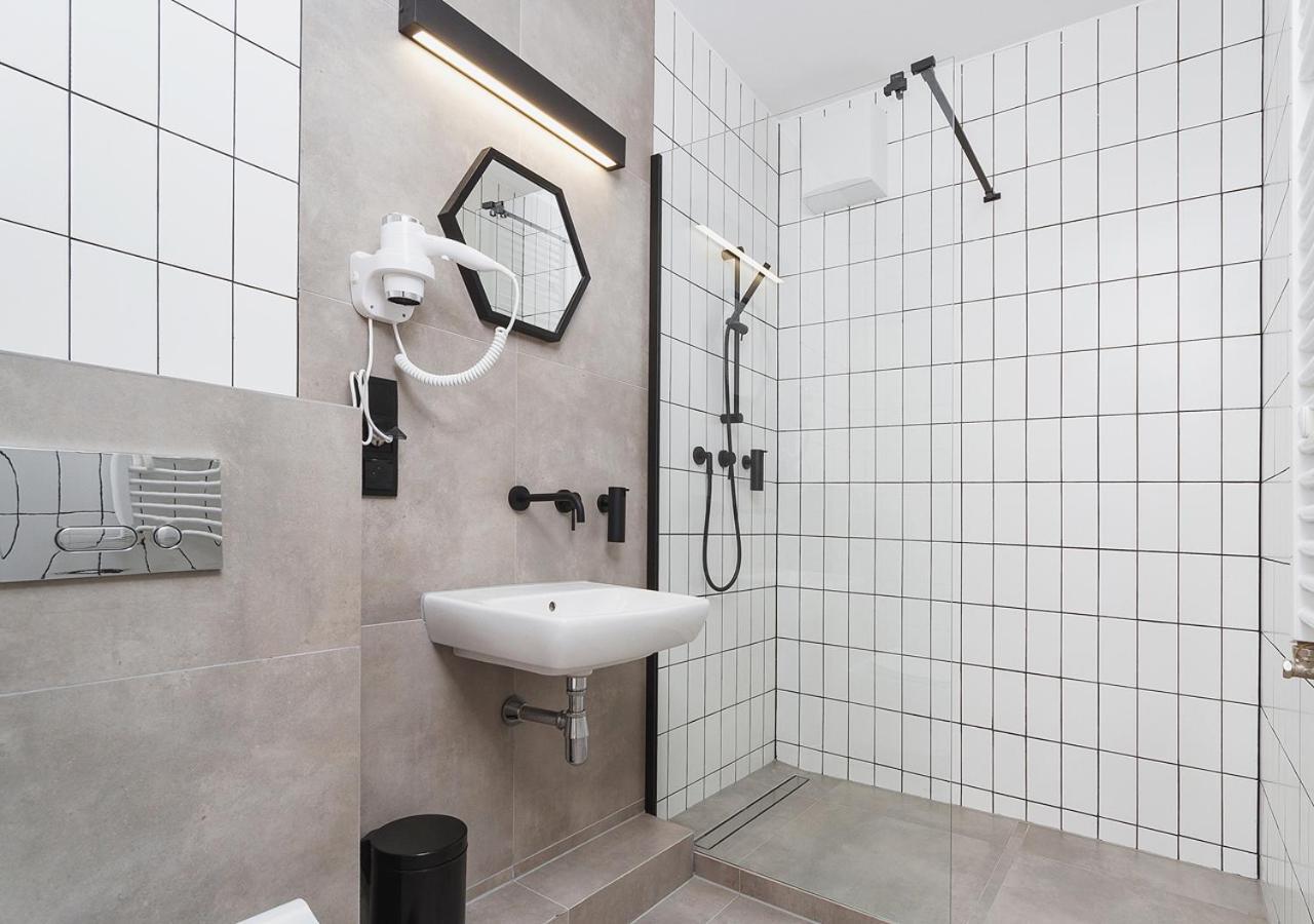Aaron Aparthotel Krakow Exterior photo