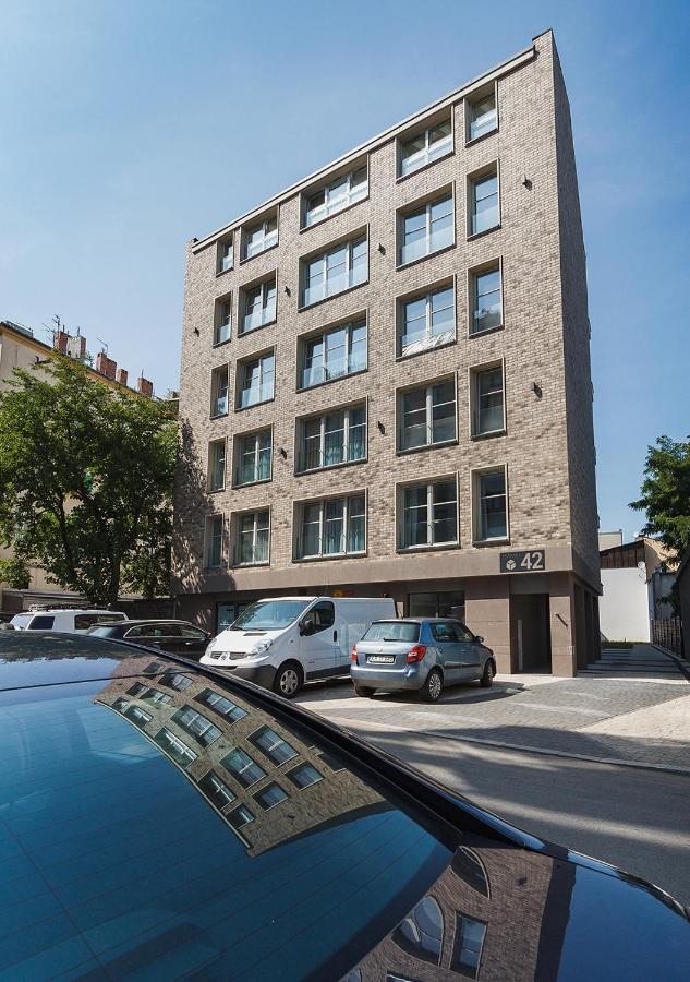 Aaron Aparthotel Krakow Exterior photo